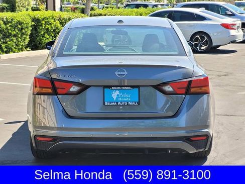 Used 2025 Nissan Altima 2.5 SV image 6