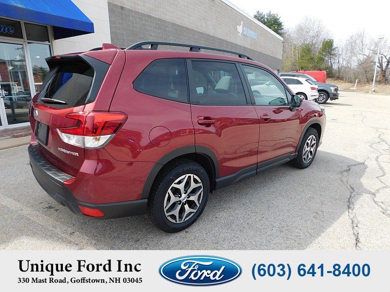 Used 2023 Subaru Forester Premium AWD/4WD image 8