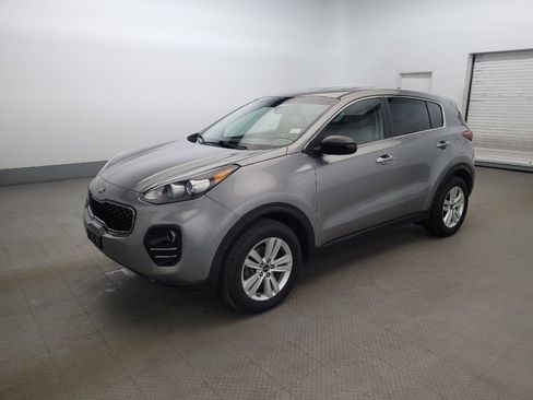 Used 2019 Kia Sportage LX AWD/4WD image 2