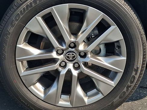 Used 2024 Toyota RAV4 XLE Premium w/ Weather Package AWD/4WD image 8