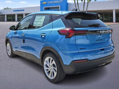 New 2027 Chevrolet Bolt LT w/ Comfort Package FWD image 5