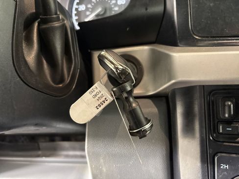 Used 2024 Ford F250 XLT w/ FX4 Off-Road Package image 11