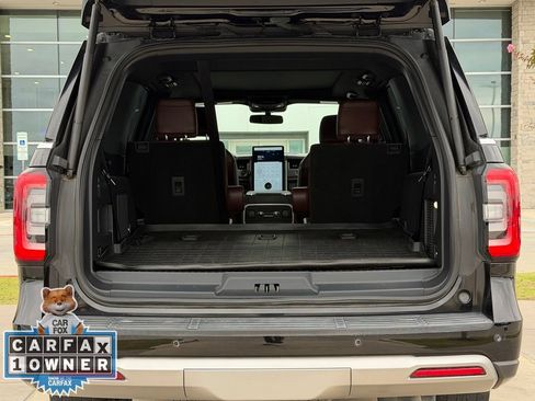 Used 2022 Ford Expedition Limited RWD image 26