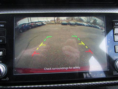 Used 2021 Nissan Kicks SV FWD image 13