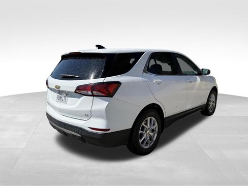Used 2022 Chevrolet Equinox LT FWD image 3
