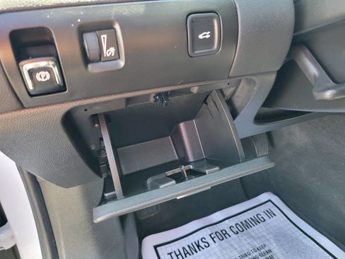 Used 2017 Chevrolet Impala LT image 15