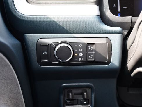 New 2025 Ford Maverick XLT w/ XLT Luxury Package image 29