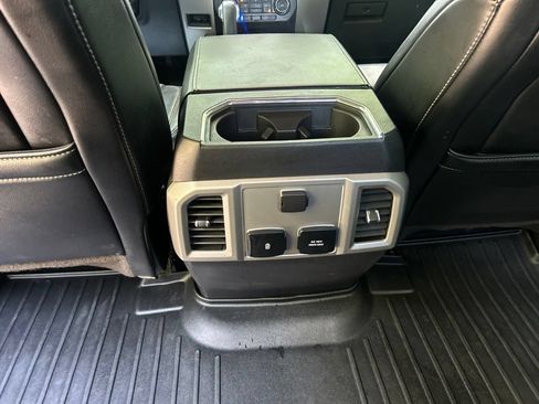 Used 2019 Ford F150 Lariat AWD/4WD image 29