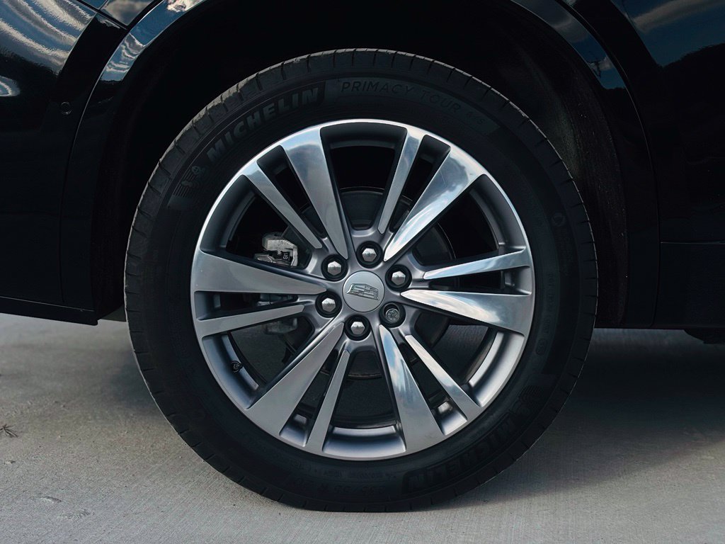 Used 2025 Cadillac XT6 Premium Luxury w/ Technology Package AWD/4WD image 25