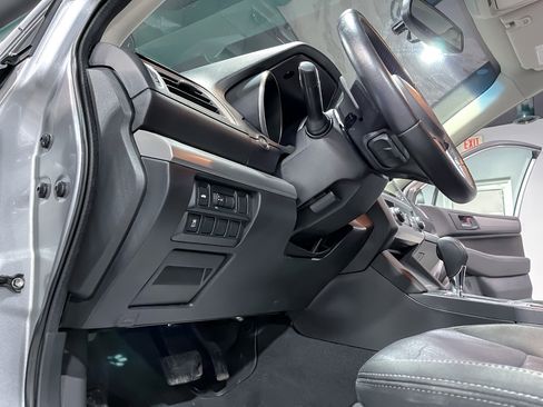 Used 2016 Subaru Legacy 2.5i Premium w/ Moonroof Package image 19