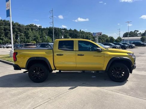 Used 2023 Chevrolet Colorado Trail Boss w/ Advanced Trailering Package AWD/4WD image 8