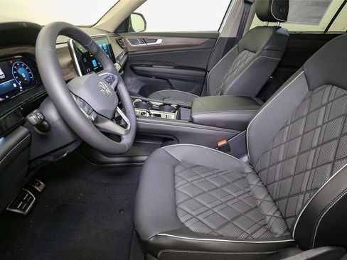New 2026 Volkswagen Atlas SEL Premium R-Line AWD/4WD image 26