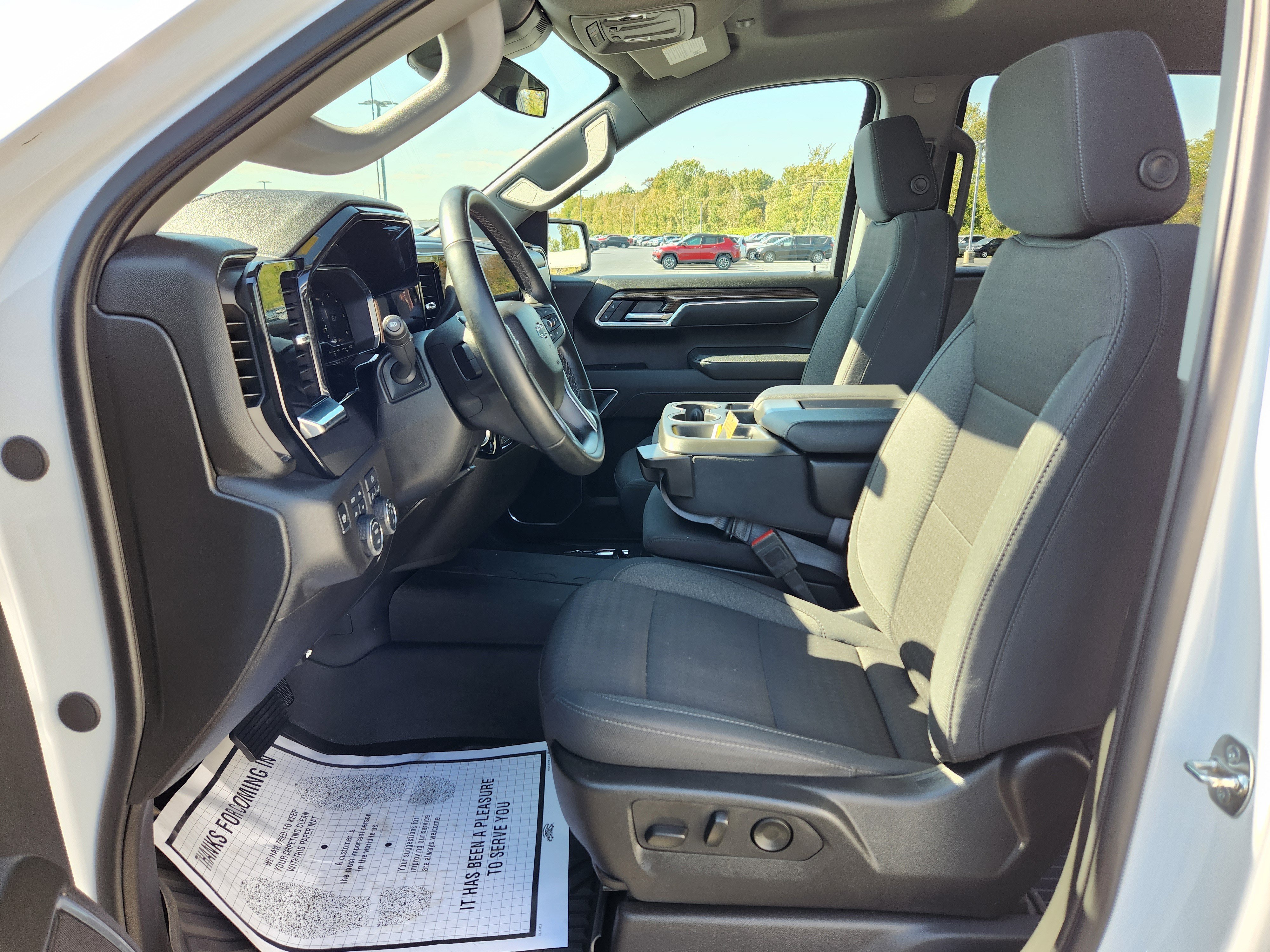 Used 2025 Chevrolet Silverado 1500 RST AWD/4WD image 13