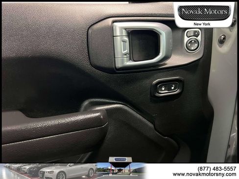 Used 2023 Jeep Wrangler Unlimited Sport AWD/4WD image 17