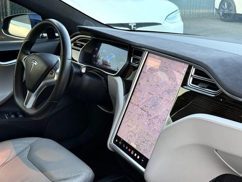 Used 2016 Tesla Model S 75 RWD image 14