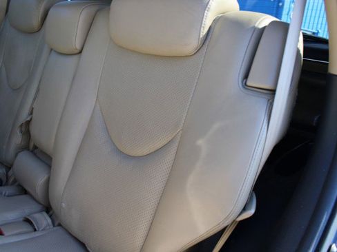 Used 2011 Toyota RAV4 Limited image 23