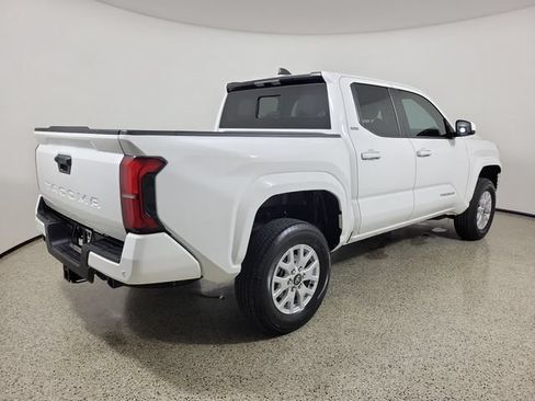 Used 2024 Toyota Tacoma SR5 w/ SR5 Upgrade Package RWD image 5