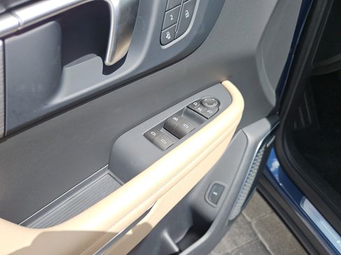 New 2026 Buick Enclave Preferred w/ Power Package image 19