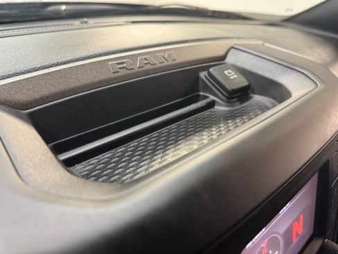 Used 2022 RAM 2500 Tradesman AWD/4WD image 23