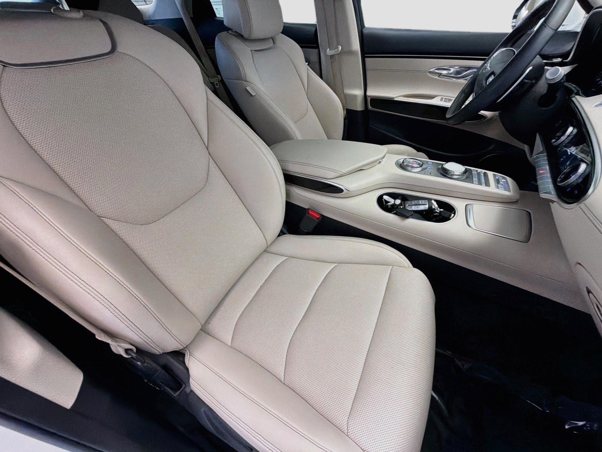 Used 2023 Genesis GV70 2.5T AWD/4WD image 15