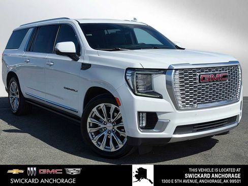 Used 2024 GMC Yukon XL Denali w/ Advanced Technology Package AWD/4WD image 1