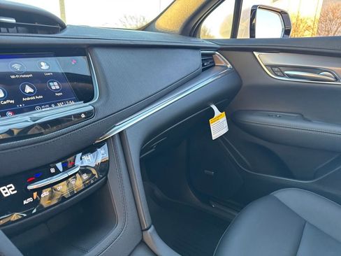 New 2026 Cadillac XT5 Luxury w/ LPO, Floor Liner Package image 21