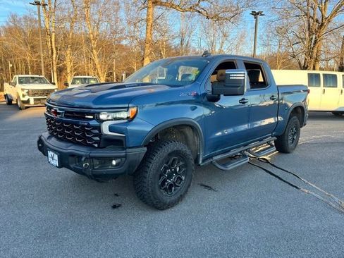 Used 2024 Chevrolet Silverado 1500 ZR2 w/ ZR2 Bison Edition AWD/4WD image 2