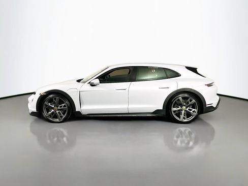 Used 2022 Porsche Taycan 4 Cross Turismo AWD/4WD image 5