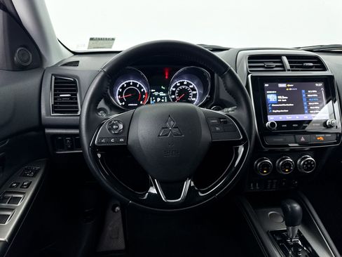 Used 2021 Mitsubishi Outlander Sport SE image 29