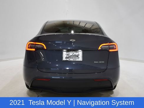 Used 2021 Tesla Model Y Long Range image 5