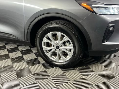 Used 2024 Ford Escape Active w/ Tech Pack #1 image 12