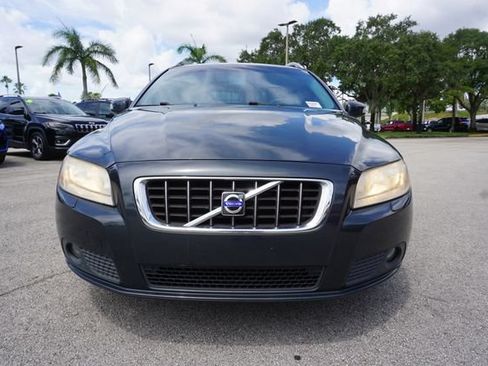 Used 2009 Volvo V70 FWD image 22