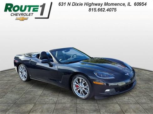 Used 2007 Chevrolet Corvette Convertible w/ Preferred Equipment Group RWD image 2