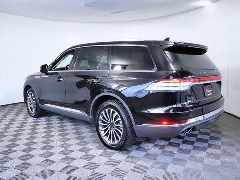 Certified 2022 Lincoln Aviator AWD w/ Premium Package image 4
