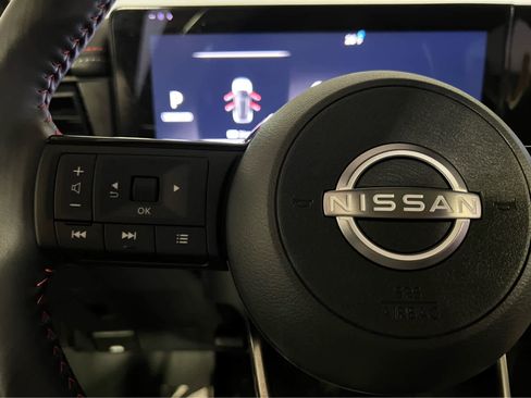 Used 2026 Nissan Kicks SR w/ SR Premium Package image 19