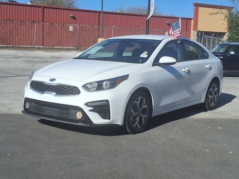 Used 2020 Kia Forte LXS image 1