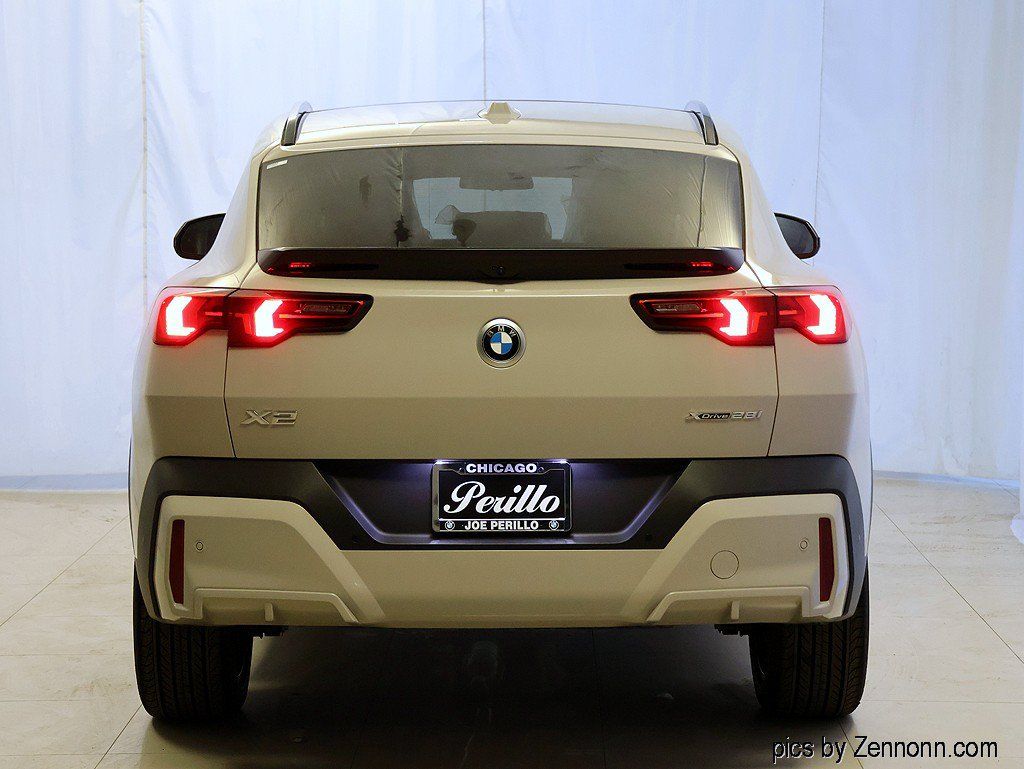 New 2026 BMW X2 xDrive28i w/ Technology Package AWD/4WD image 7