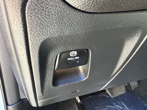 Used 2025 RAM 1500 Big Horn image 31