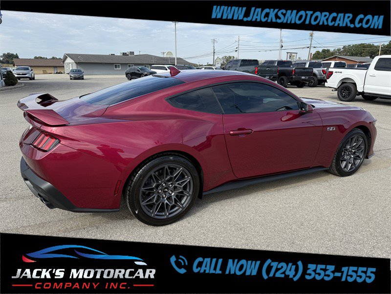 Used 2026 Ford Mustang GT w/ GT Performance Package RWD image 8