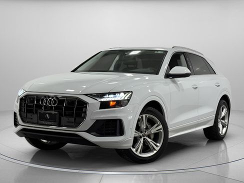 Certified 2023 Audi Q8 Premium Plus image 2