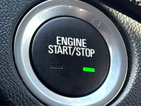 Used 2021 Chevrolet Equinox LT FWD image 6