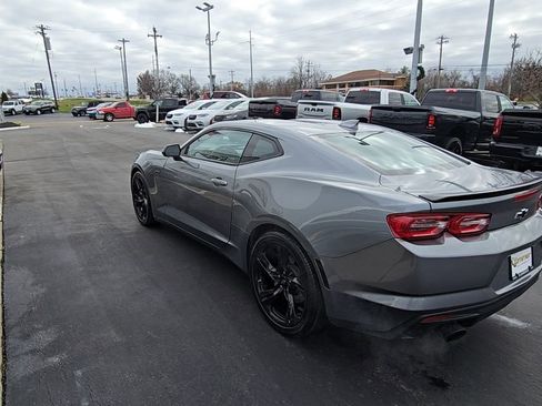 Used 2020 Chevrolet Camaro LT image 6