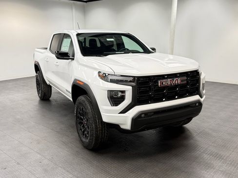 New 2026 GMC Canyon Elevation w/ Convenience Package image 8