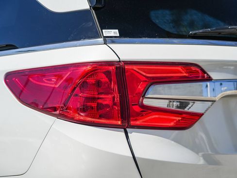 Used 2020 Honda Odyssey Elite image 9