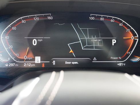 Used 2022 BMW X6 xDrive40i w/ Premium Package image 22