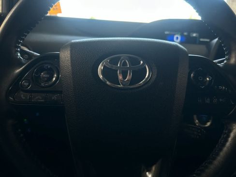 Used 2022 Toyota Prius Prime XLE FWD image 25