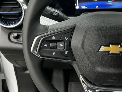 New 2026 Chevrolet Trax LT image 12