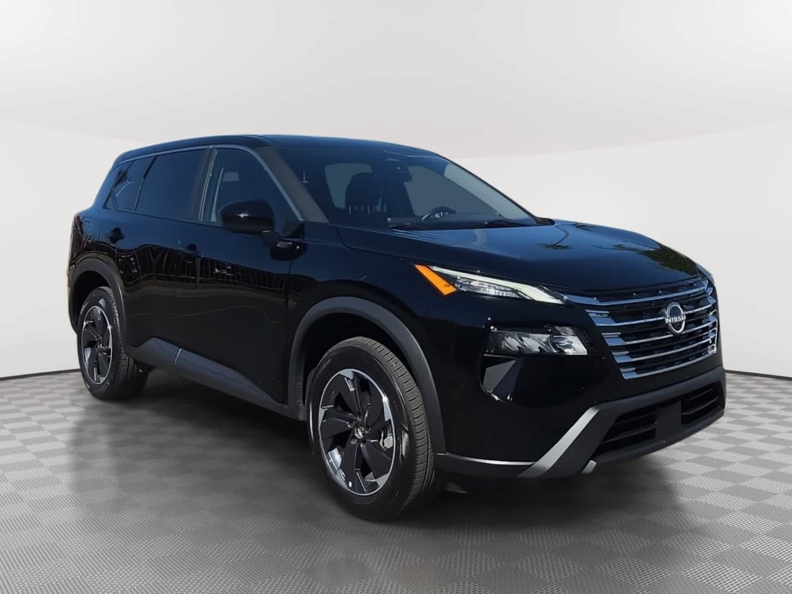 Used 2025 Nissan Rogue SV AWD/4WD image 3