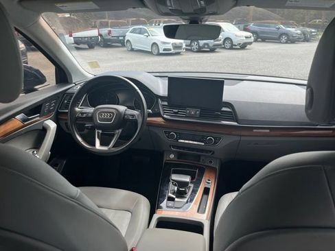 Used 2022 Audi Q5 2.0T Premium AWD/4WD image 12
