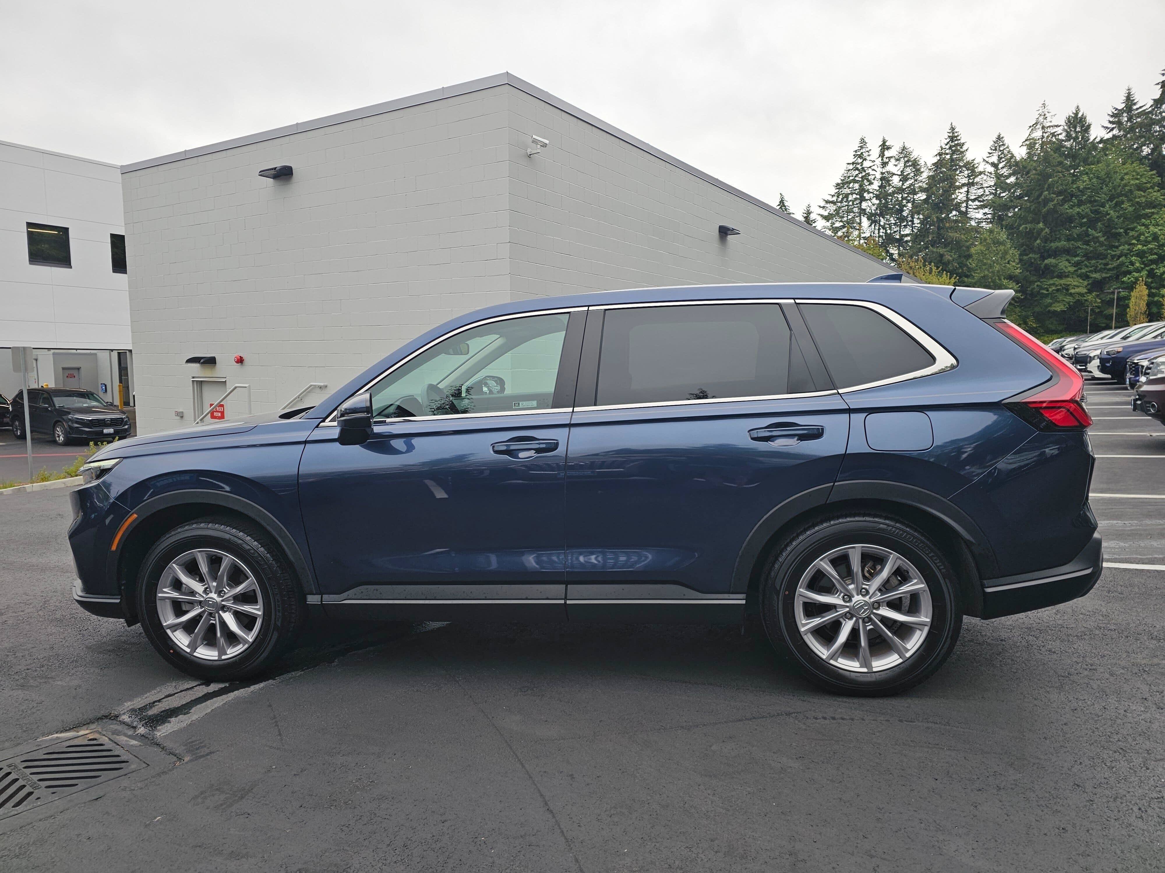 Used 2024 Honda CR-V EX image 4